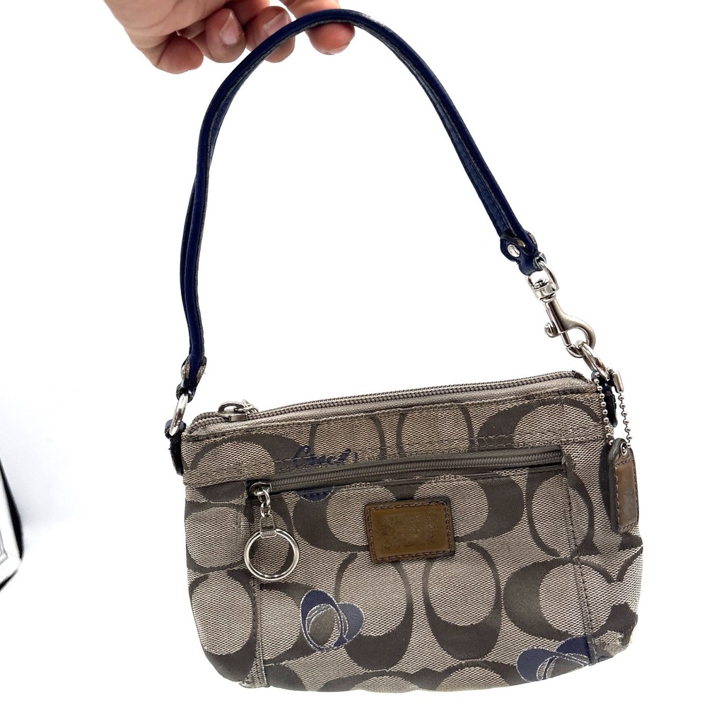 Y2K Coach Signature C Heart Wristlet OS Taupe Grey Y2K Monogram Canvas Pouch